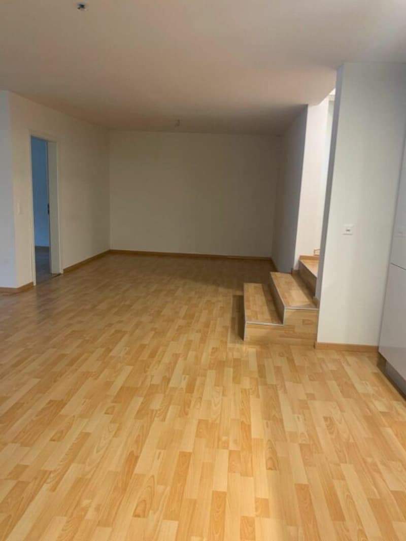 RÉSERVÉ Idéal pour les investisseurs ou les utilisateurs eux-mêmes - habitation et travail combinés Copie (15)