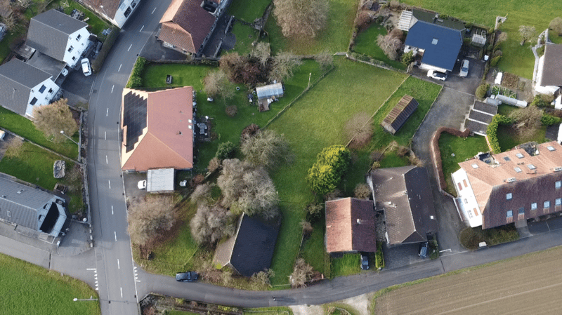 Terreno edificabile attraente - ideale per progetto di casa unifamiliare o multifamiliare (2)