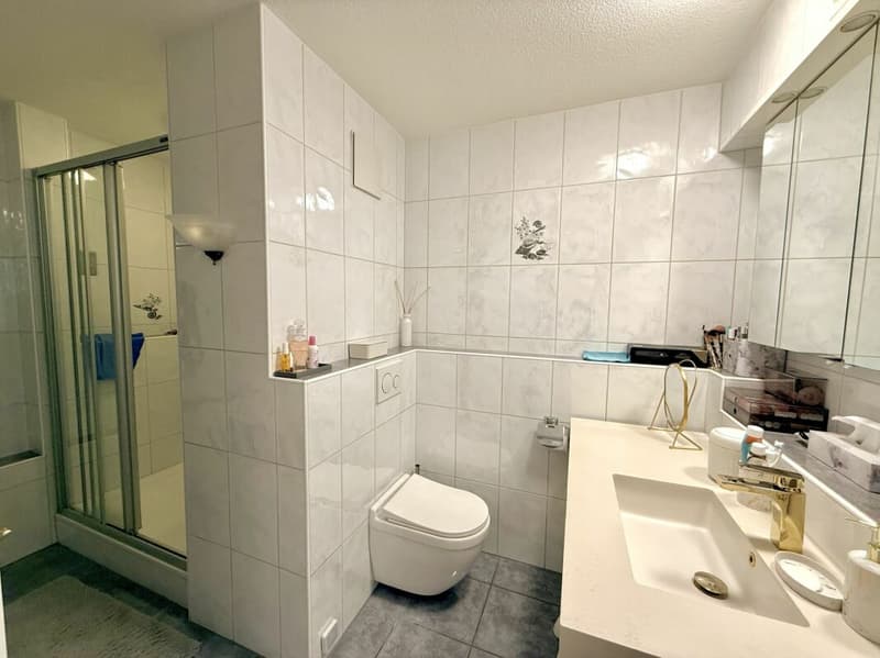 Ampio appartamento 4.5 locali con 125 m² di superficie abitabile a Zuchwil (10)
