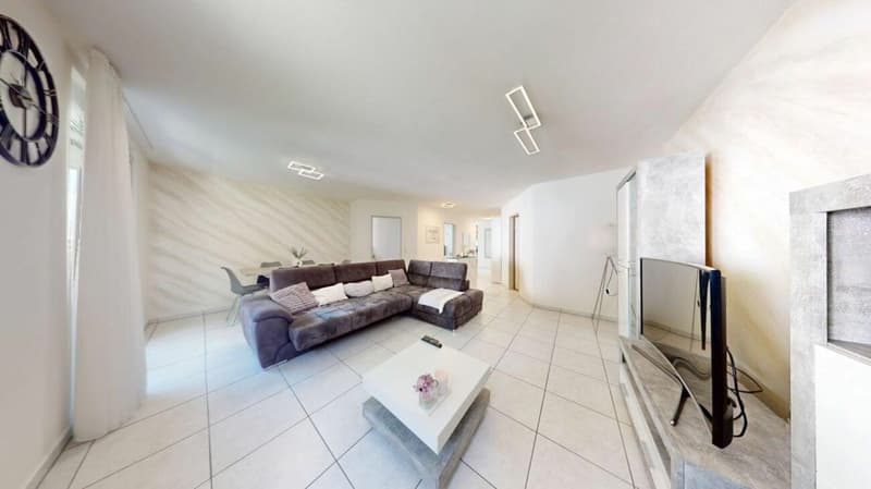 Ampio appartamento 4.5 locali con 125 m² di superficie abitabile a Zuchwil (4)