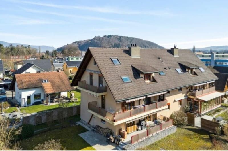 Appartamento duplex elegante con un'esperienza di vita unica su due livelli a Dotzigen! (15)