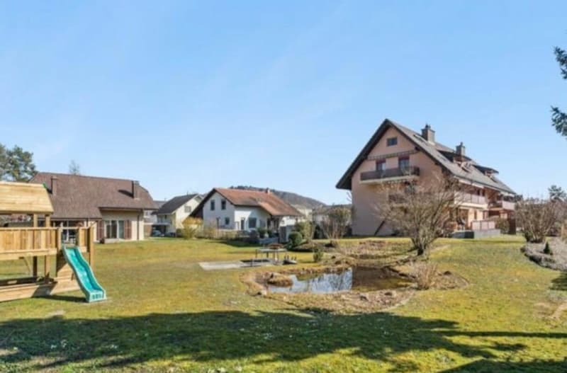 Appartamento duplex elegante con un'esperienza di vita unica su due livelli a Dotzigen! (12)