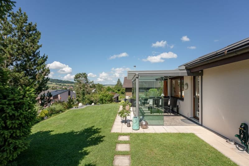Havre de paix pour toute la famille avec un jardin de rêve (17)