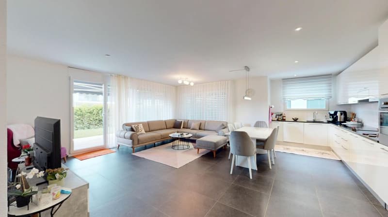 High-quality 4.5-room ground-floor apartment in Oekingen (3)
