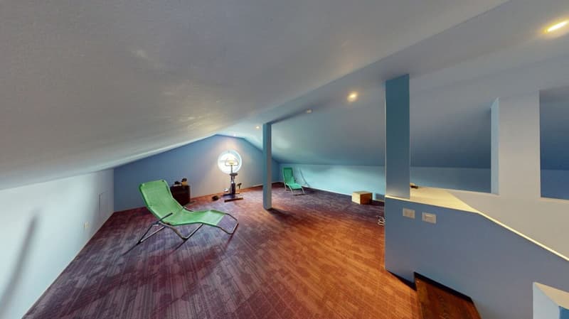 Esclusiva casa a schiera di 6,5 locali con solarium invernale soleggiato e molto comfort abitativo (11)