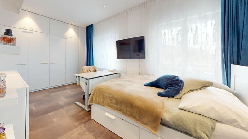 Neuwertige 5.5 Zimmer Maisonettewohnung in Schwaderloch (10)