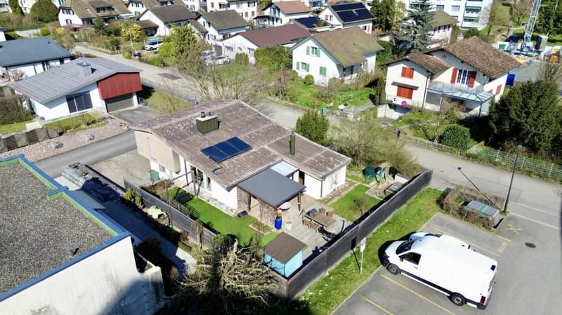Familientraum in Zofingen - Einfamilienhaus mit grossem Garten und viel Potenzial (3)