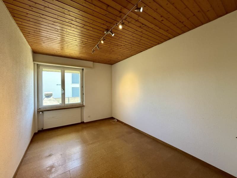 Wohntraum mit Potenzial: 5.5-Zimmer-EFH in Niederbuchsiten (9)