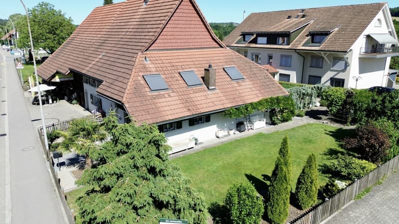 Einzigartige Liegenschaft mit Gewerbe, Gartenparadies und Ausbaupotenzial (3)