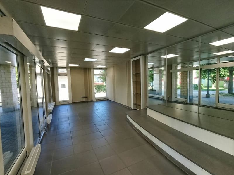 Reserviert, Premium Standort in Rothrist, Ihre neue Verkaufsfläche im Herzen der Gemeinde (7)