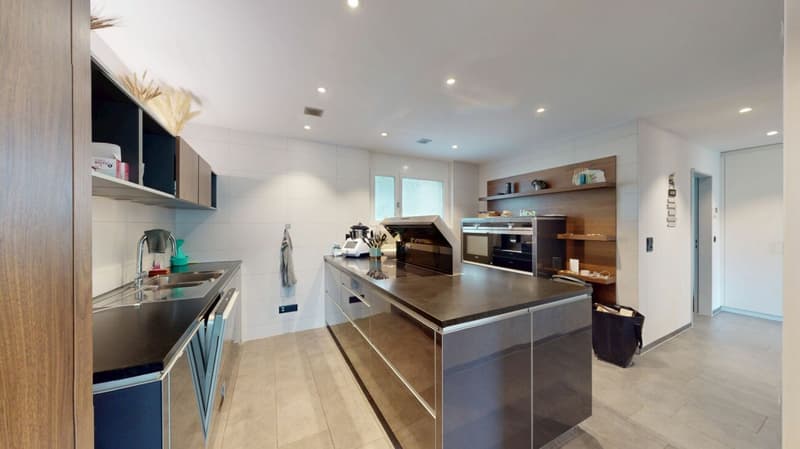 Familienfreundliches 5.5-Zimmer-Reiheneinfamilienhaus mit exklusiver Ausstattung (8)