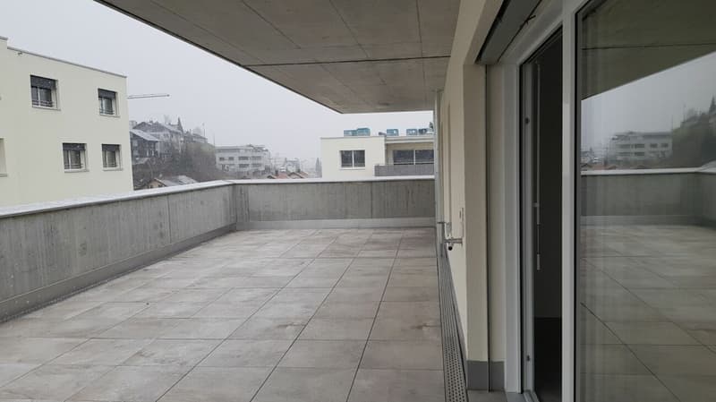 Exklusive Attikawohnung mit grosser Terrasse und Weitsicht in Schötz (6)