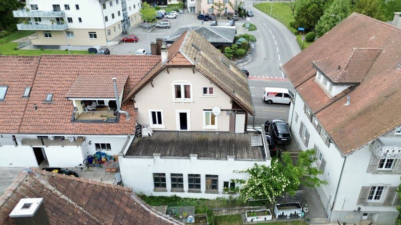 Jetzt oder nie - Mehrfamilienhaus mit grossem Potenzial für Investoren! (12)