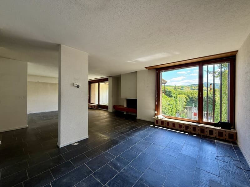 Traumhafte Aussicht und grosses Potenzial: Reihenhaus in Magden (3)