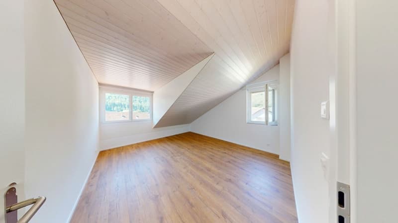 Erstbezug! Exklusive 3.5 Zimmer Maisonettewohnung mit grosser Galerie & Aussicht (9)