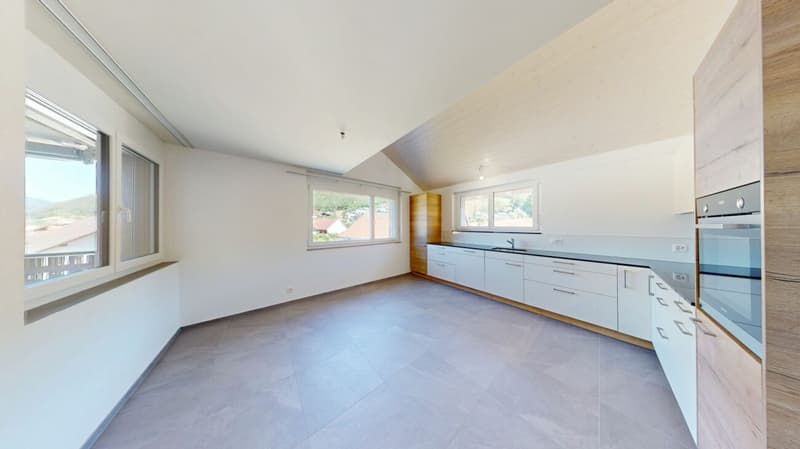 Erstbezug! Exklusive 3.5 Zimmer Maisonettewohnung mit grosser Galerie & Aussicht (4)