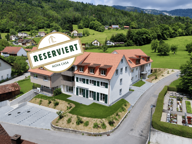 RESERVIERT Erstbezug! Exklusive 3.5 Zimmer Maisonettewohnung mit grosser Galerie & Aussicht (1)