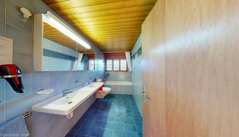 Exklusives 8-Zimmer-Einfamilienhaus mit Einliegerwohnung, grossem Garten und Werkstattgarage in ländlicher Lage (12)
