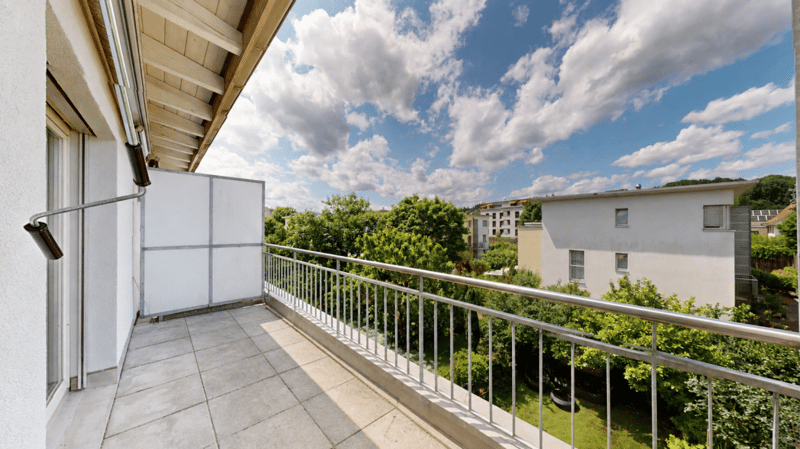 5.5-Zimmer-Reiheneinfamilienhaus mit Wintergarten, Terrasse und gepflegtem Garten im Reinacherhof (9)