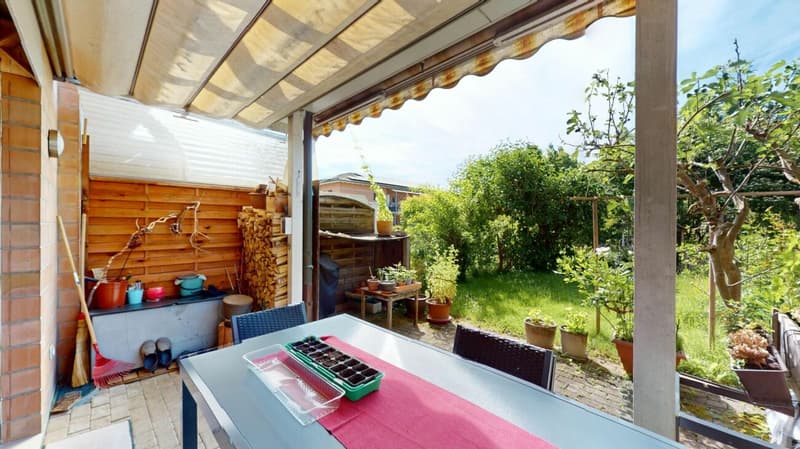 Ruhig gelegenes 6.5-Zimmer-Reihenfamilienhaus mit viel Platz (13)