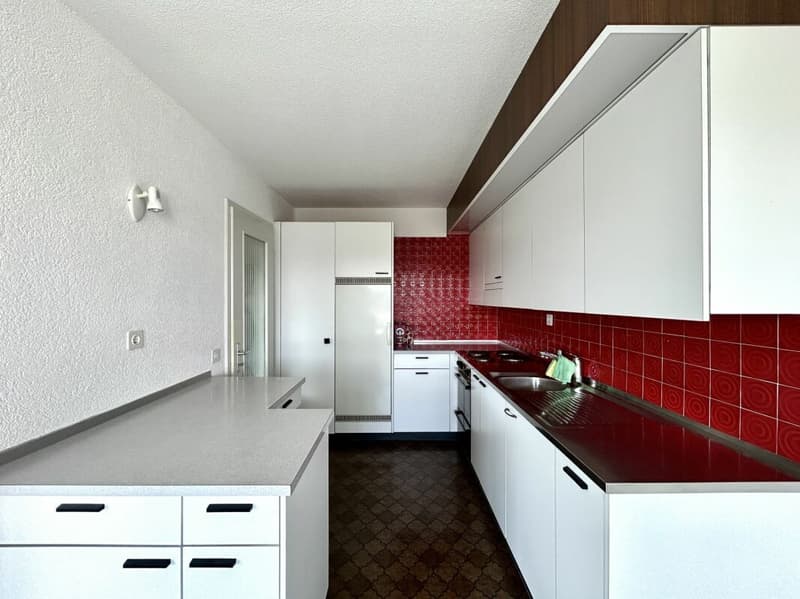 5.5-Zimmer-Wohnung mit Potenzial zur individuellen Gestaltung in Rüfenacht! (3)