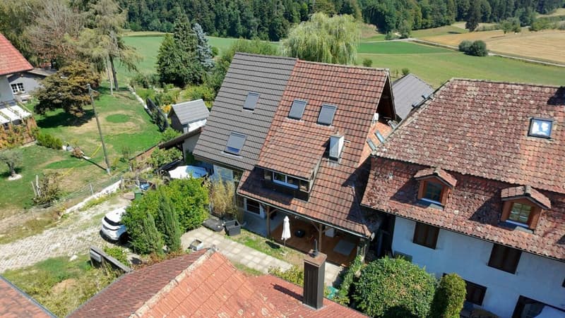 Ein Haus, das Geschichten erzählt! Einzigartiges Wohnerlebnis in Brittnau (2)