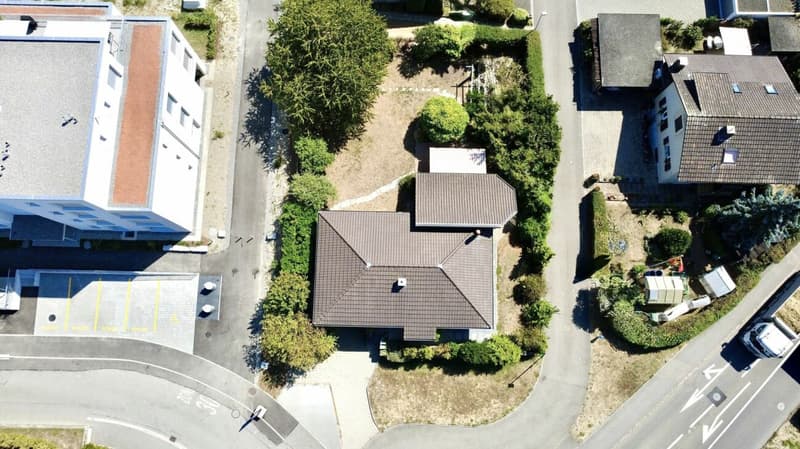 Attraktives Einfamilienhaus mit gepflegtem Garten! (13)