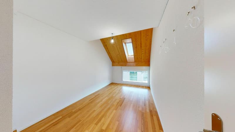 Wohnen wie im Einfamilienhaus: 5.5-Zimmer-Maisonette auf 168 m² nahe der Aare (11)