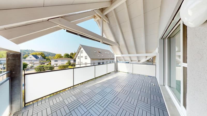 Wohnen wie im Einfamilienhaus: 5.5-Zimmer-Maisonette auf 168 m² nahe der Aare (16)
