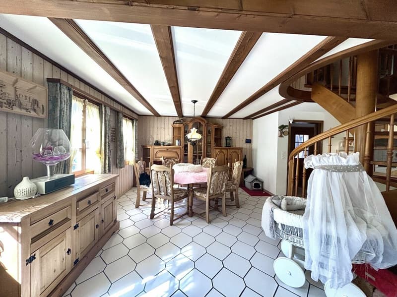 Modernisiertes Einfamilienhaus mit hochwertigem Neubau-Anbau in Thörigen! (4)