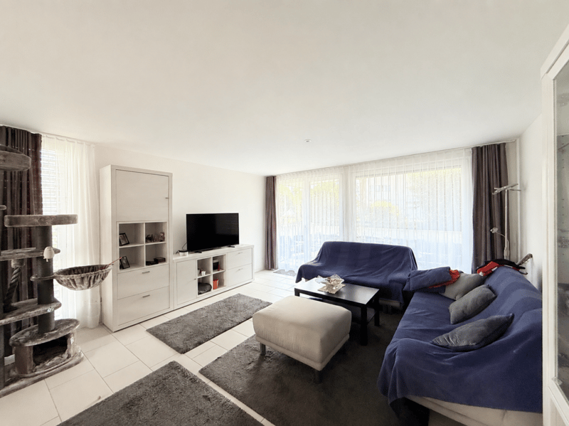 Grosszügige 4.5 Zimmer Wohnung in Aarwangen (3)
