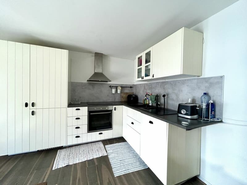 Hochwertiges Wohnen mit Whirlpool in moderner 6.5-Zimmer-Wohnung in Gümmenen! (13)