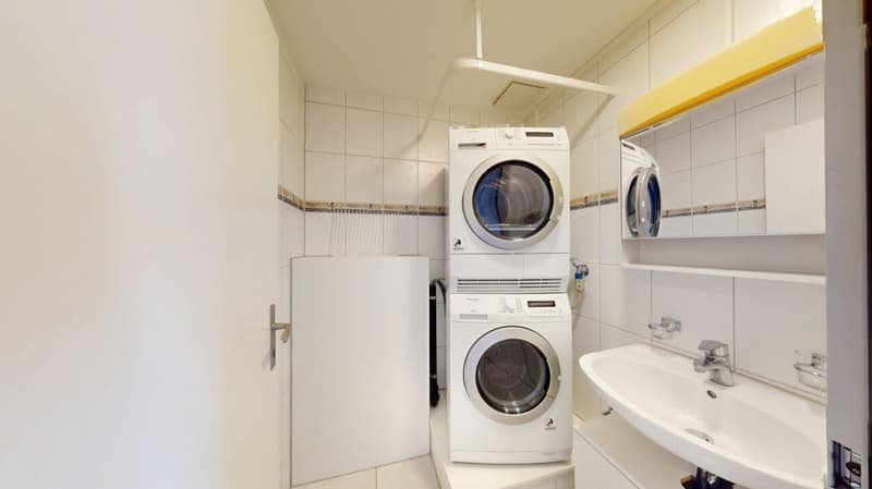 Grosszügige & gepflegte 3.5 Zimmer Maisonette mit Balkon (9)
