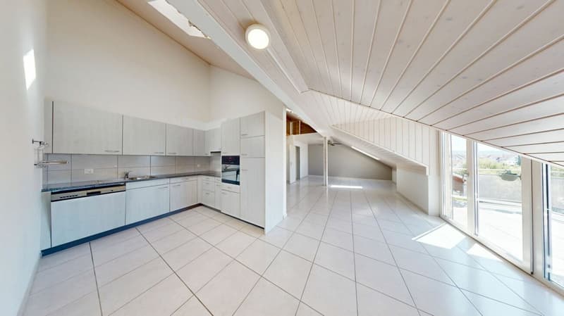 Grosszügige & gepflegte 3.5 Zimmer Maisonette mit Balkon (3)
