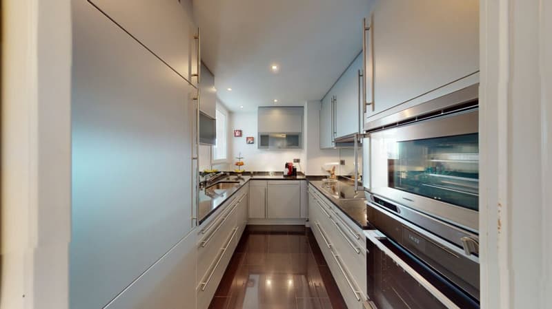 5.5 Zimmer Terrassenwohnung mit grosszügigen Aussenflächen & Weitsicht (4)
