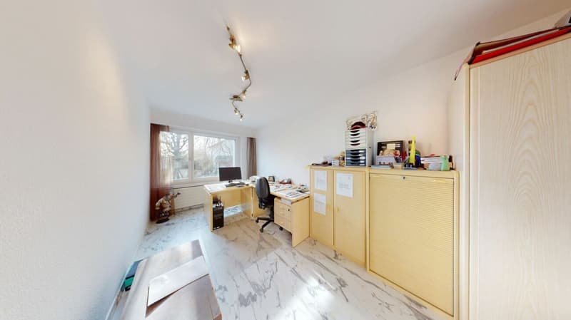 5.5 Zimmer Terrassenwohnung mit grosszügigen Aussenflächen & Weitsicht (12)