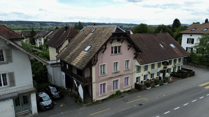 Mehrfamilienhaus mit vielseitigem Entwicklungspotenzial (2)