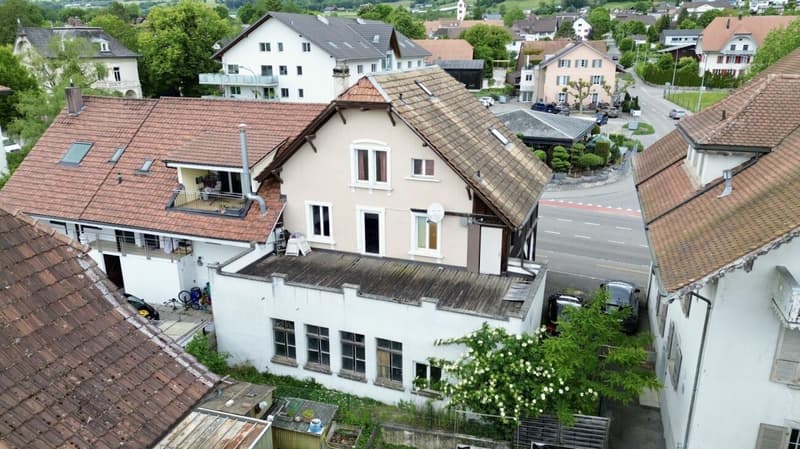 Mehrfamilienhaus mit vielseitigem Entwicklungspotenzial (3)