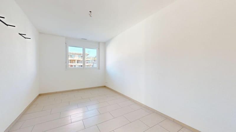 Moderne 4.5 Zimmer Wohnung mit Terrasse & Lift in Luterbach (9)