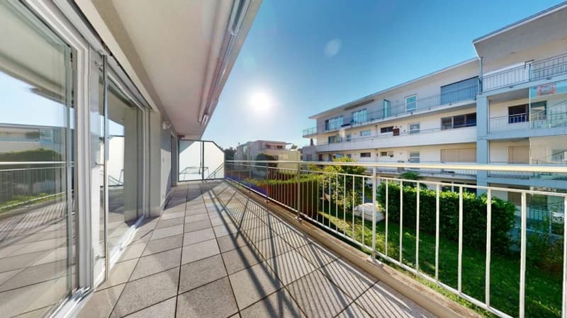 Moderne 4.5 Zimmer Wohnung mit Terrasse & Lift in Luterbach (11)