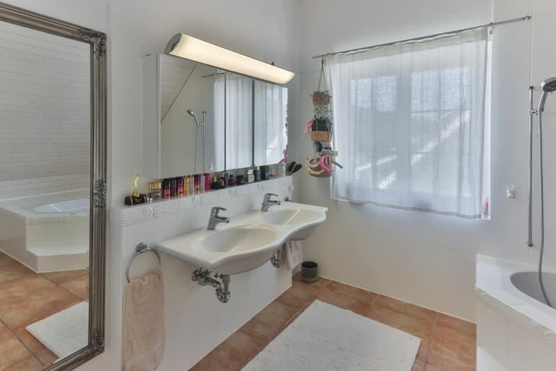 Exklusives Landhaus mit Pool & idyllischem Garten in Pfungen (17)