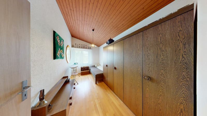 Charmantes 5.5 Zimmer Einfamilienhaus mit Alpenblick und traumhaftem Garten (9)