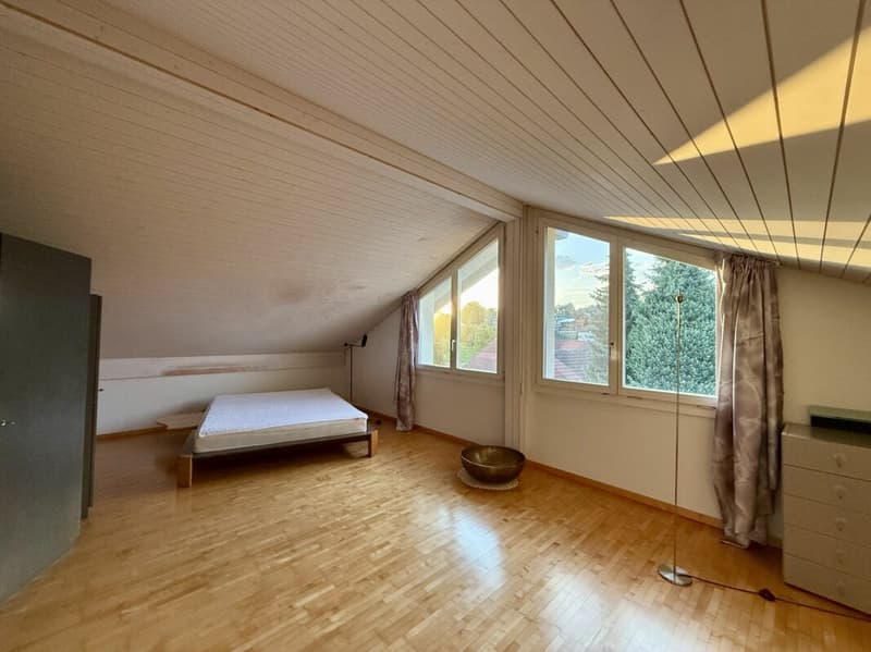 Grosszügig wohnen mit Bergsicht - 5.5-Zimmer-Maisonette in Römerswil (12)