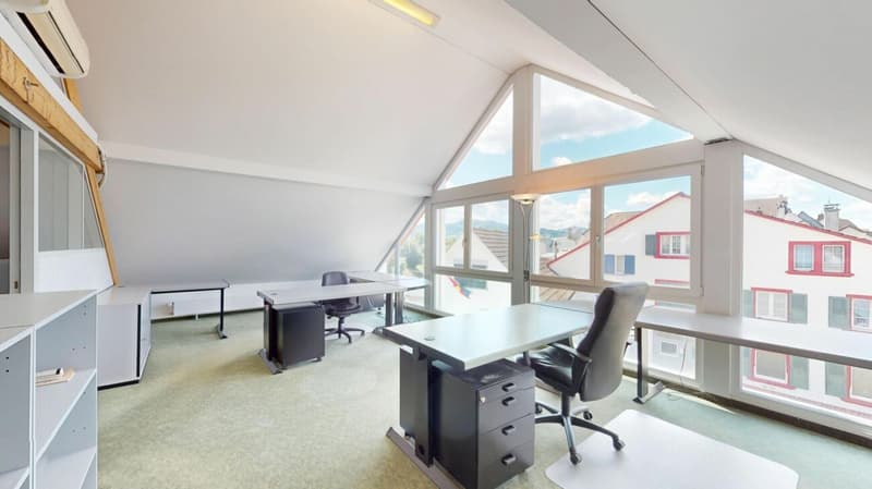 Attraktives Büro im 2. Obergeschoss an zentraler Lage in Augst (1)