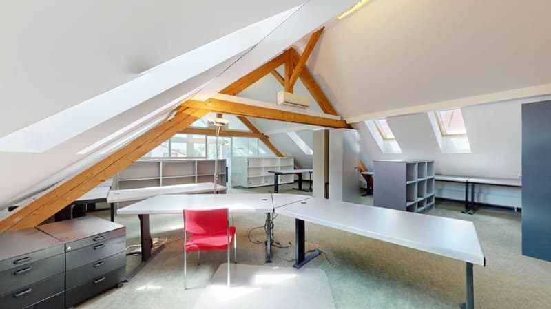 Attraktives Büro im 2. Obergeschoss an zentraler Lage in Augst (4)