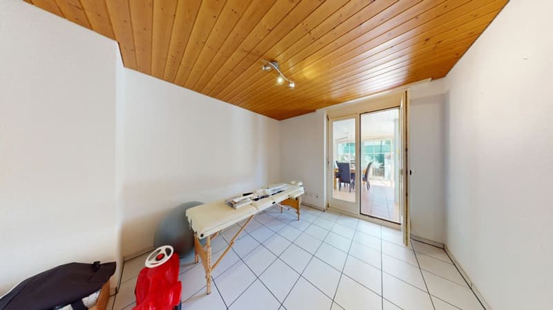 Grosszügiges 6.5 Zimmer Doppeleinfamilienhaus mit Wintergarten (10)