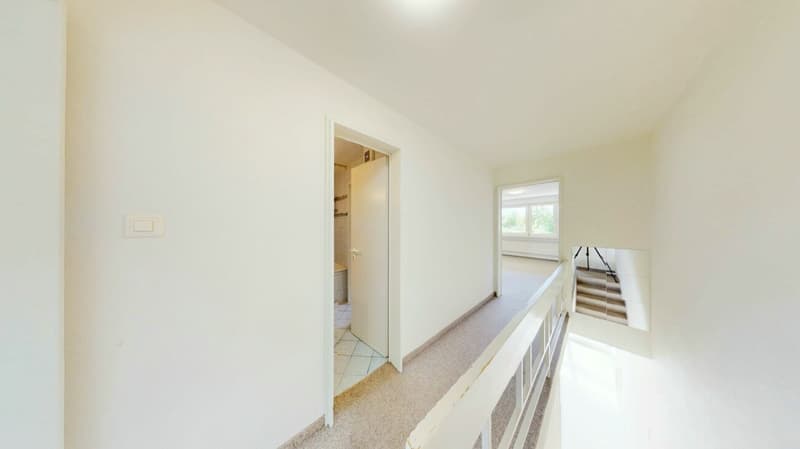 Wohnen auf zwei Ebenen! Charmante 3.5 Zimmer Maisonette mit Blick ins Grüne (15)
