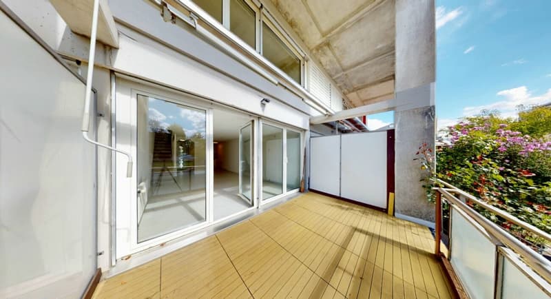 Wohnen auf zwei Ebenen! Charmante 3.5 Zimmer Maisonette mit Blick ins Grüne (14)