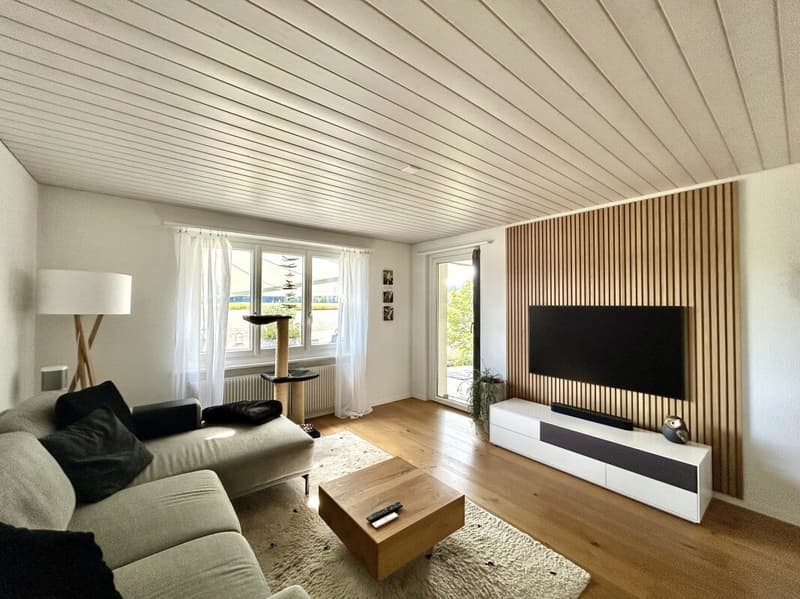 Ruhig und idyllisch gelegen, modernisiertes Einfamilienhaus in Top-Zustand! (2)