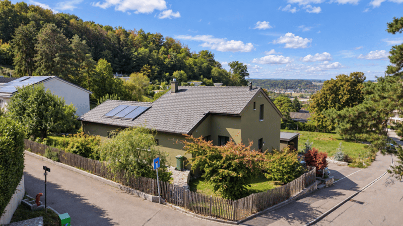 Grosszügiges Einfamilienhaus mit Weitsicht und Abendsonne (8)
